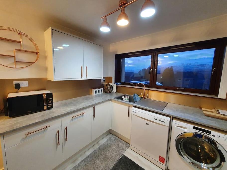Premium Ground Floor Apartment, Near Fort William Town Centre Esterno foto